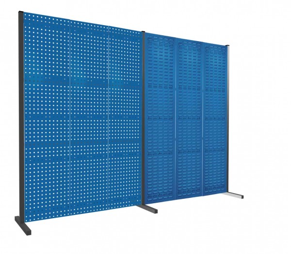 ®RasterPlan Trennwand Doppelfeld 180° 1500 / 1500 mm H2000 mm RAL 5010. Mit 3 ®RasterPlan Lochplatten 3 ®RasterPlan Schlitzplatten.