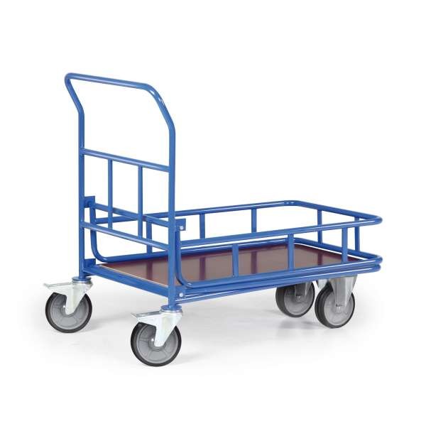 CC-Wagen mit 1 Ladefläche mit Geländer